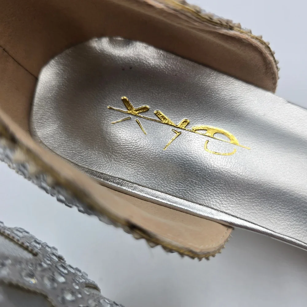 XYD Heels Women 14 D'Orsay Kitten Silver Rhinestone Laser Cut Scalloped Big Girl